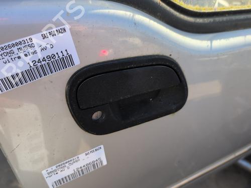 front-right-exterior-door-handle-ssangyong-musso-sports-2004-34110062 main image