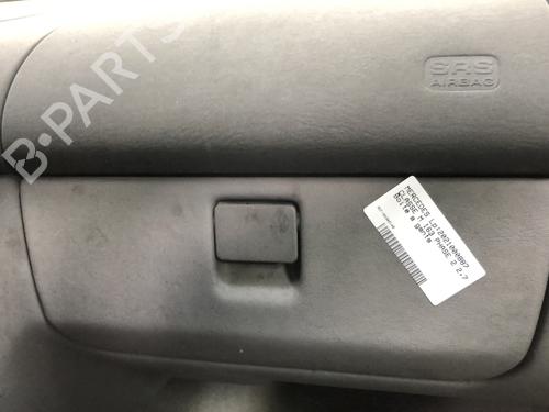 Used Glove box Glove box MERCEDES-BENZ M-CLASS (W163) ML 270 CDI (163.113) (163 hp) 20300666 20300666