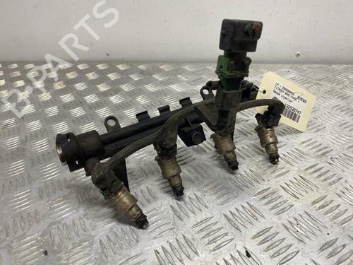 Used Injection rail Injection rail 39042369 39042369