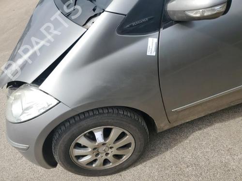 Used Left front fenders MERCEDES-BENZ A-CLASS (W169) A 170 (169.032, 169.332) (116 hp) 22119767