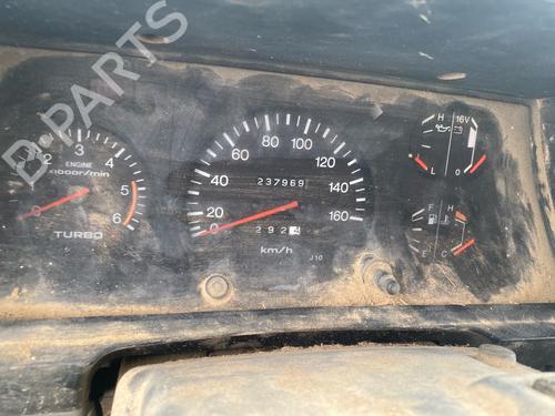 instrument-cluster-toyota-land-cruiser-_j7_-_jl7_-1984-36048112 main image