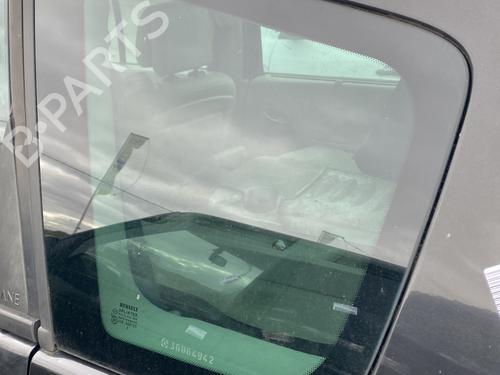 Panel rude bagtil venstre RENAULT GRAND SCÉNIC II (JM0/1_) 2.0 dCi (JM1K) | BP29913657C93