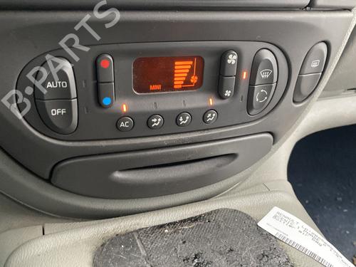 Mando climatizador RENAULT SCÉNIC I MPV (JA0/1_, FA0_) 1.9 dCi (JA05, JA1F) (102 hp) 26180146