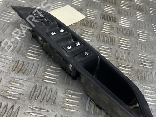 Used Left front window switch PEUGEOT 208 II (UB_, UP_, UW_, UJ_) 1.2 PureTech 100 (101 hp) 27271188