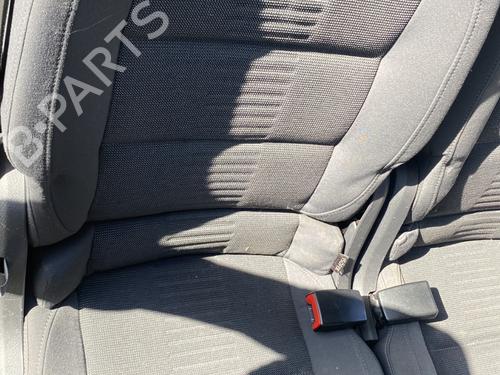 Sæde Bagtil VW TOURAN (1T1, 1T2) 2.0 TDI (140 hp) 28601808