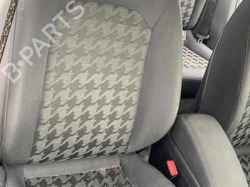 Used Right front seat AUDI A3 Sportback (8VA, 8VF) 1.6 TDI (105 hp) 23785848