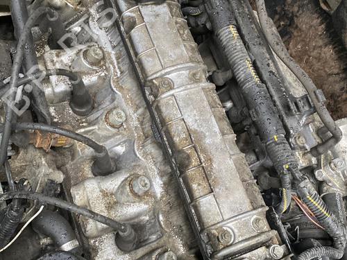 Used Cylinder head Cylinder head 32241697 32241697