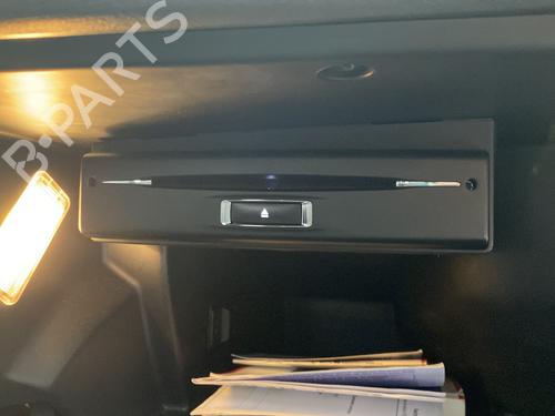 Used Radio Radio CITROËN C4 Picasso II 1.6 HDi / BlueHDi 115 (115 hp) 32091811 32091811