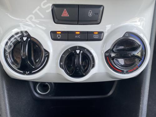 BP31580888I5 main image