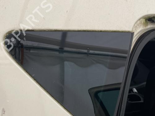 Used Rear right quarter glass Rear right quarter glass 32260578 32260578