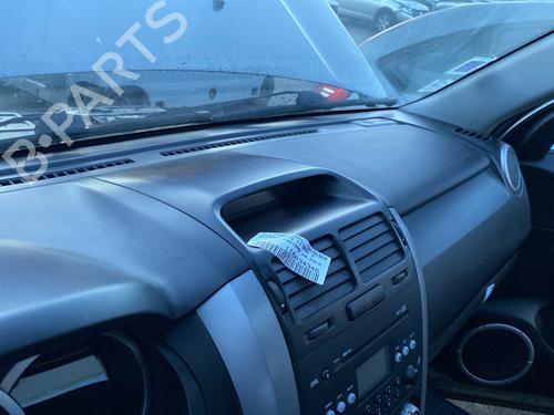 Dashboard SUZUKI GRAND VITARA II (JT, TE, TD) 1.9 DDiS All-wheel Drive (JT419, TD44, JB419WD, JB419XD,... | BP31919173C46 - Image 2