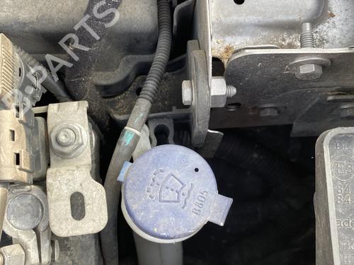 Used Windscreen washer tank Windscreen washer tank ALFA ROMEO GIULIETTA (940_) 2.0 JTDM (940FXQ1A, 940FYC1A) (150 hp) 33553647 33553647