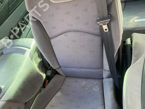 Rear seat PEUGEOT 807 (EB_) 2.2 HDi | BP39215426C17 - Image 2