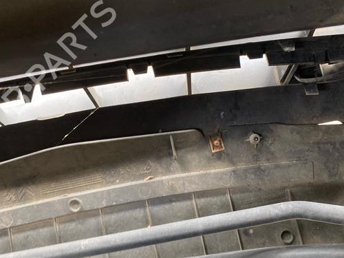 Used Front bumper reinforcement Front bumper reinforcement CITROËN C5 II (RC_) 1.6 HDi (RC8HZB) (109 hp) 38063989 38063989