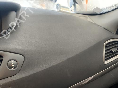 Tableau de bord RENAULT GRAND SCÉNIC III (JZ0/1_) 1.5 dCi (JZ09, JZ0D, JZ10, JZ14, JZ1G, JZ29, JZ2C) (110 hp) 31919240