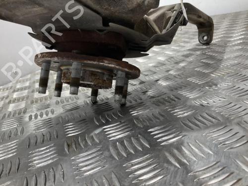 Used Right front steering knuckle Right front steering knuckle CADILLAC SRX 3.6 AWD (258 hp) 22112740 22112740