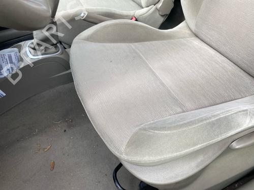 Used Left front seat Left front seat 39449103 39449103