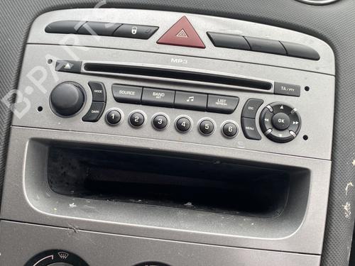 Used Radio Radio 32209706 32209706