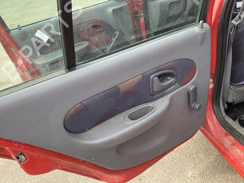 Venstre bakpanel RENAULT CLIO II (BB_, CB_) 1.4 (B/CB0C, B/CB0S) (75 hp) 28540774