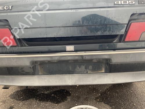 rear-bumper-peugeot-405-ii-4b-1992-1993-1994-1995-1996-1997-1998-1999-32385823 main image