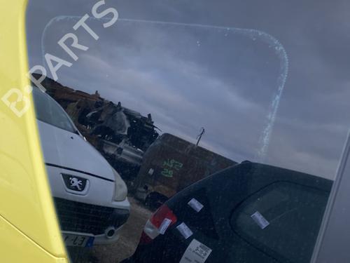 rear-right-door-window-peugeot-1007-km_-2005-31833313 main image