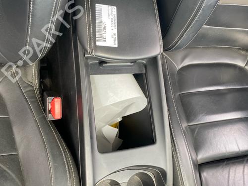 Apoyobrazos central Apoyobrazos central RENAULT SCÉNIC IV (J9_) 1.6 dCi 160 (160 hp) 37458170 37458170