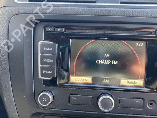 Used Radio Radio VW JETTA IV (162, 163, AV3, AV2) 1.6 TDI (105 hp) 32680770 32680770