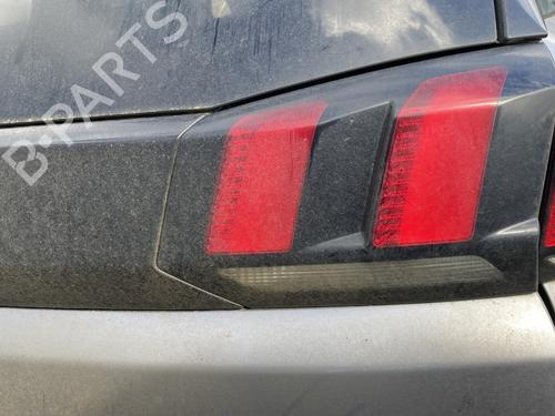 Used Right tailgate light Right tailgate light 33017245 33017245
