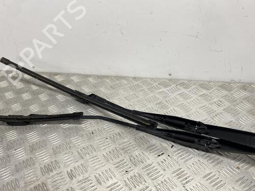 Front windshield wiper arm FORD FIESTA VI (CB1, CCN) 1.25 | BP29406890C143 