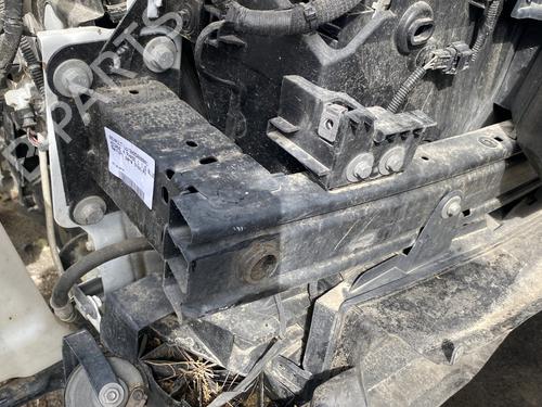 Used Front bumper reinforcement Front bumper reinforcement RENAULT MEGANE IV Hatchback (B9A/M/N_) 1.5 dCi 110 (B9A3) (110 hp) 27174651 27174651