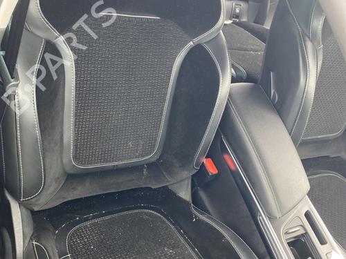 Used Right front seat Right front seat RENAULT MEGANE IV Hatchback (B9A/M/N_) 1.5 dCi 110 (B9A3) (110 hp) 25438539 25438539
