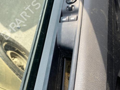 Left front window switch CITROËN JUMPY III Van (V_) 1.5 BlueHDi 120 | BP26400768I27 - Image 3