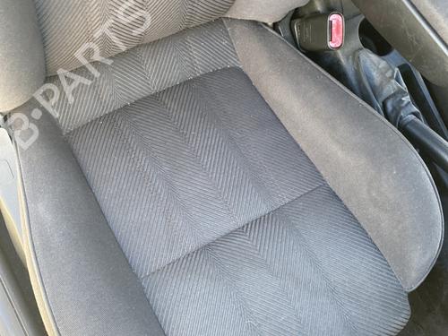 Used Right front seat ALFA ROMEO 147 (937_) 1.6 16V T.SPARK (937.AXA1A, 937.AXB1A, 937.BXB1A) (120 hp) 29407010