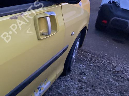 Right front door PEUGEOT 1007 (KM_) 1.4 HDi | BP31815654C3