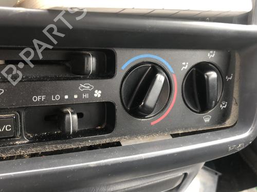Used Climate control Climate control TOYOTA PICNIC (_XM1_) 2.0 (SXM10_, SXM10G) (122 hp) 25271342 25271342