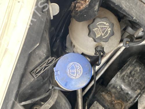 windscreen-washer-tank-citroen-c4-picasso-i-mpv-ud_-2006-2007-2008-2009-2010-2011-2012-2013-2014-2015-32207905 main image