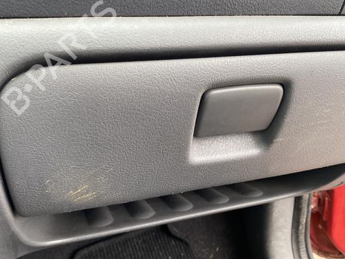 Used Glove box RENAULT CLIO II (BB_, CB_) 1.4 (B/CB0C, B/CB0S) (75 hp) 28540766