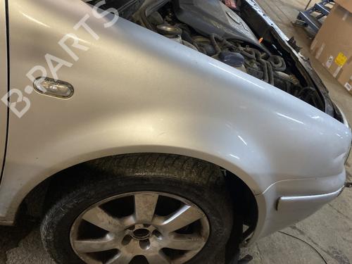 Forkjerm høyre VW GOLF IV (1J1) 1.9 TDI | BP25147700C42 