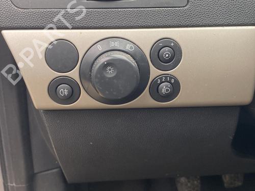 Used Headlight switch Headlight switch OPEL ASTRA H (A04) 1.7 CDTI (L48) (110 hp) 32421928 32421928