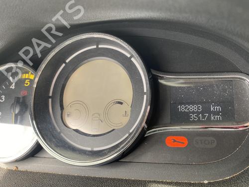 Kombinert Instrument RENAULT MEGANE III Hatchback (BZ0/1_, B3_) 1.5 dCi (BZ09, BZ0D, BZ1W, BZ29, BZ14) (110 hp) 26940103