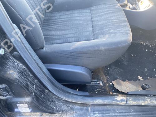 Used Right front seat Right front seat DACIA DUSTER (HS_) 1.5 dCi (86 hp) 32449205 32449205