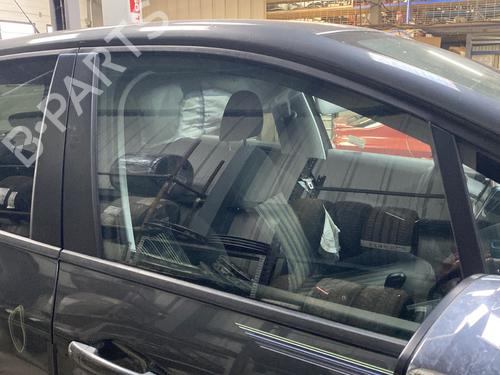 Front right door window PEUGEOT 208 I (CA_, CC_) 1.2 VTI 82 | BP29829455C19