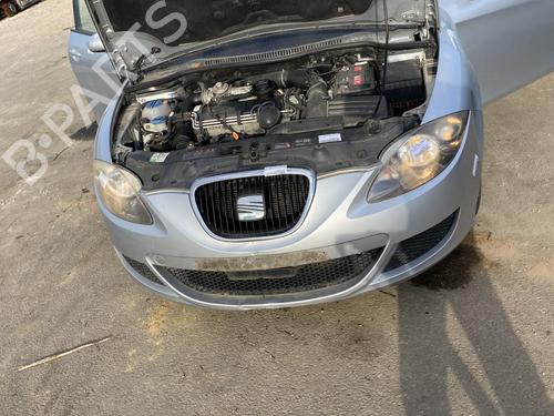 Traversa paraurti anteriore SEAT LEON (1P1) 1.9 TDI (105 hp) 29757157
