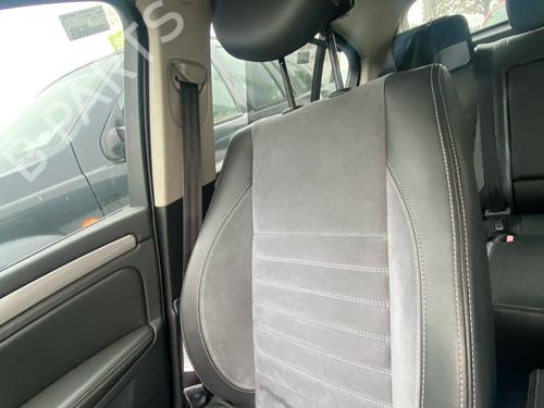 Sæde højre fortil Sæde højre fortil RENAULT LAGUNA III (BT0/1) 2.0 dCi (BT0M, BT0N, BT0S, BT19, BT1F) (173 hp) 39570282 39570282