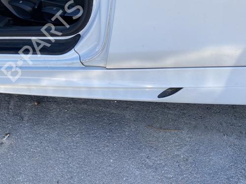 Used Left sideskirt BMW 1 Coupe (E82) 118 d (143 hp) 28965211