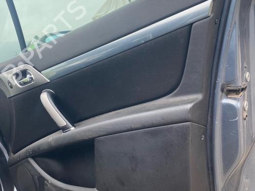Used Front right panel Front right panel PEUGEOT 407 SW (6E_, 6D_) 2.0 HDi 135 (136 hp) 40124614 40124614