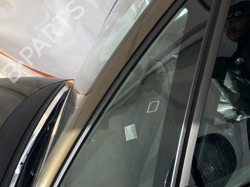 front-left-quarter-glass-citroen-c4-picasso-i-mpv-ud_-2006-2007-2008-2009-2010-2011-2012-2013-2014-2015-32021323 main image