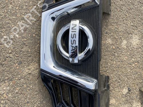 Used Grille NISSAN QASHQAI I (J10, NJ10) 2.0 dCi All-wheel Drive (150 hp) 28817094
