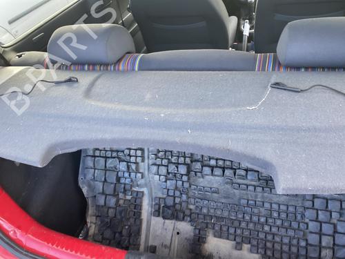 Hattehylle VW FOX Hatchback (5Z1, 5Z3, 5Z4) 1.4 TDI (70 hp) 31647310