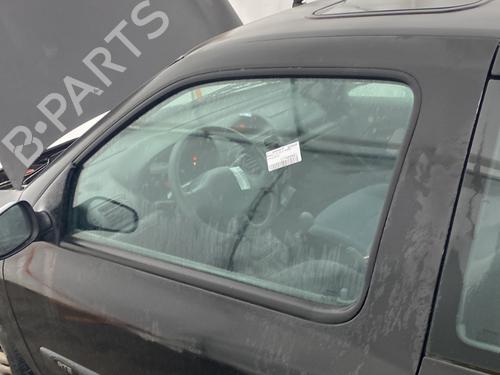 Portier links voor RENAULT CLIO II (BB_, CB_) 1.2 (BB0A, BB0F, BB10, BB1K, BB28, BB2D, BB2H, CB0A,... (58 hp) 30726171